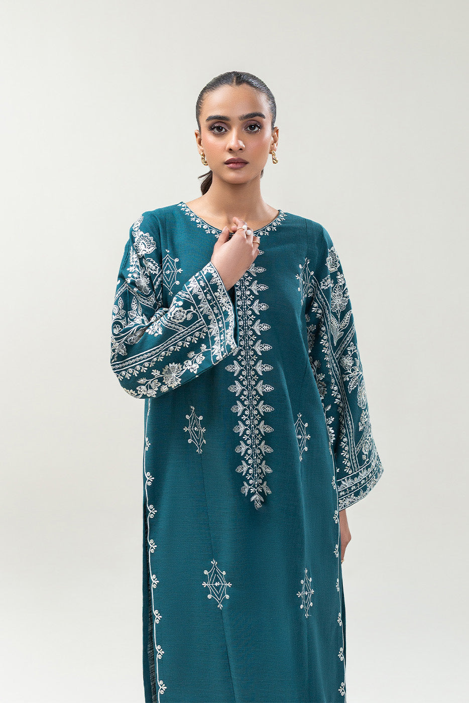 2 PIECE EMBROIDERED TWO WAY SLUB SUIT (PRET)