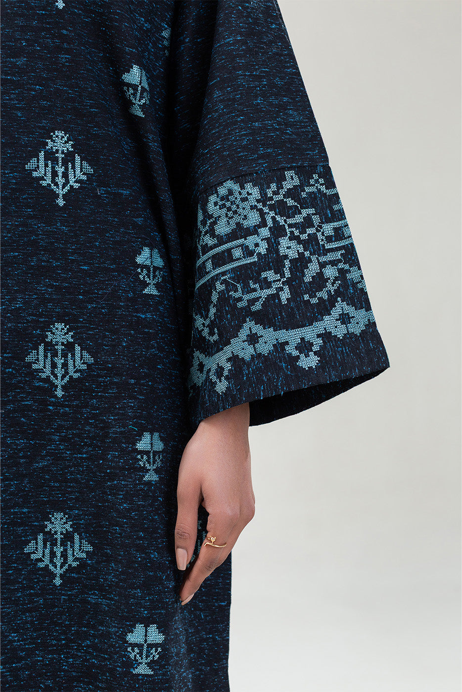 2 PIECE EMBROIDERED POLY NEPS SUIT (PRET)