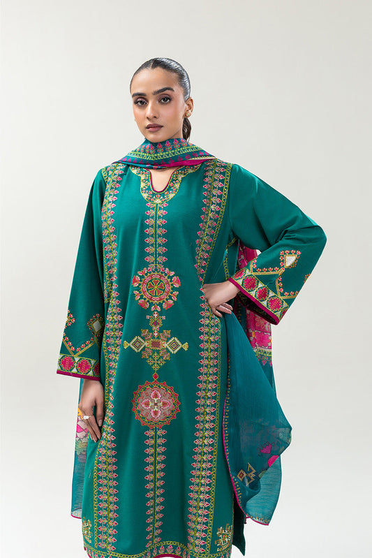 3 PIECE EMBROIDERED KARANDI SUIT (PRET)